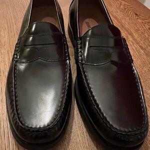Johnston & Murphy Black Leather Slip-On Loafers